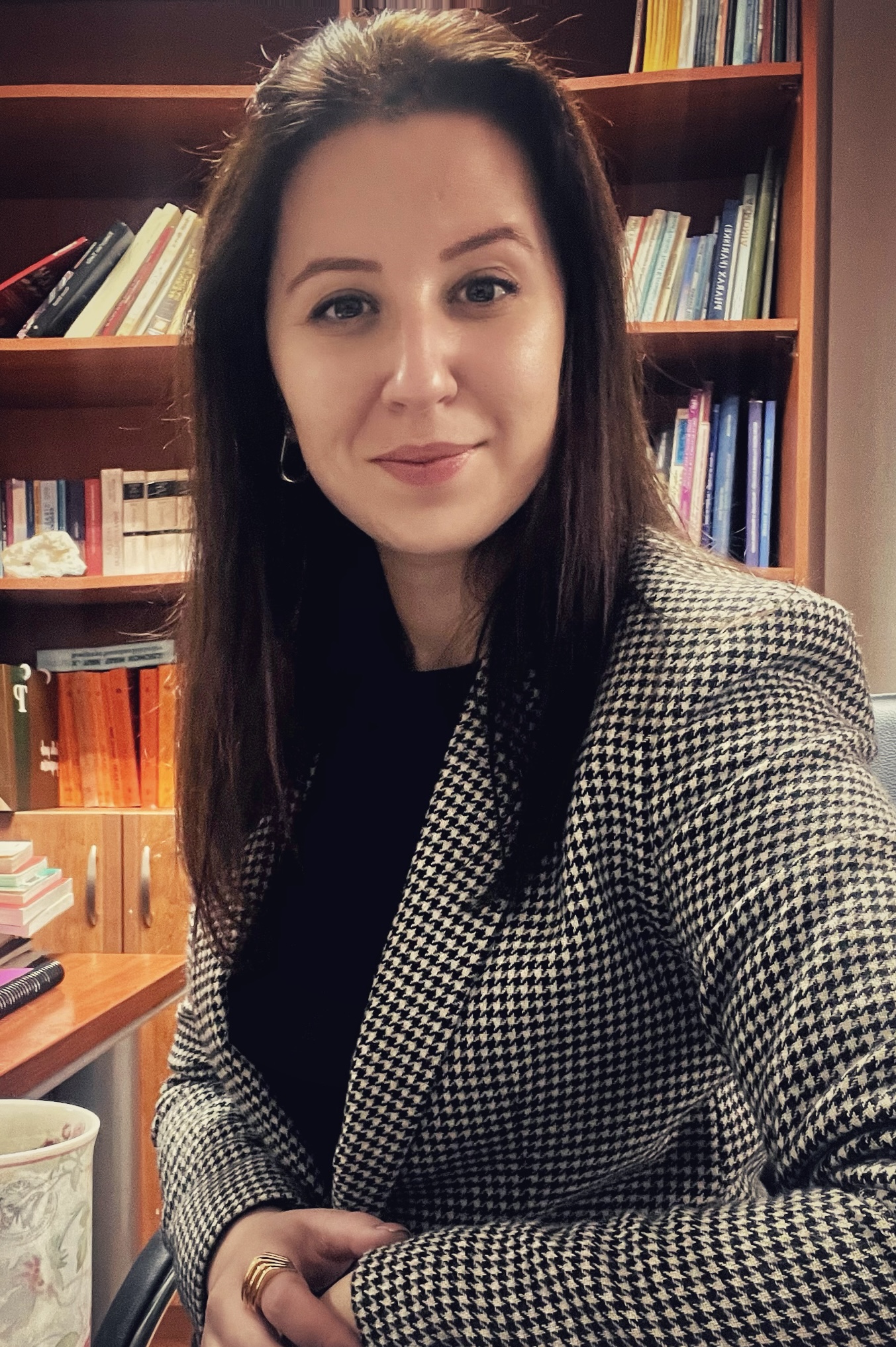 HANDEGÜL CANLI